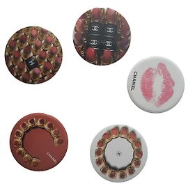 alfinetes de chanel Multicor