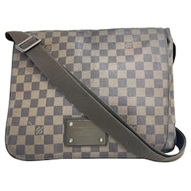 Louis Vuitton-Brooklyn crossbody bag-Brown