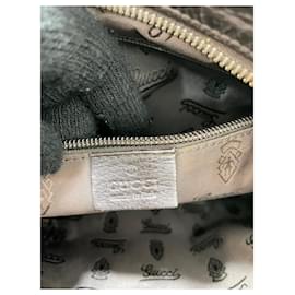 Gucci-Unisex leather messenger bag-Brown