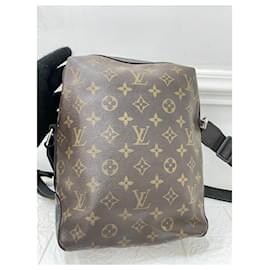 Louis Vuitton-unisex messenger bag-Multiple colors