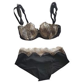 Completo intimo in pizzo e tulle La Perla Verde oliva