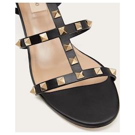 Valentino Garavani-SANDALE ROCKSTUD AVEC BRIDES 60MM-Noir,Bijouterie dorée