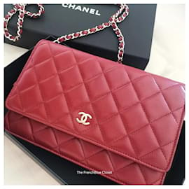 Chanel-Chanel Rotes Lammleder-Portemonnaie an Kette SHW-Rot