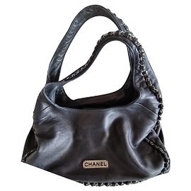 Chanel Hobo Schwarz