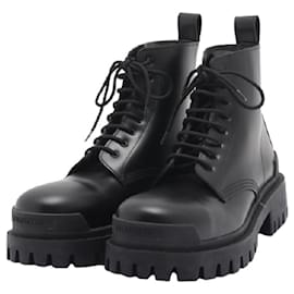 Balenciaga-* Balenciaga 21 Years calf leather Boots 43 Men's Black STRIKE LACE-UP-Black