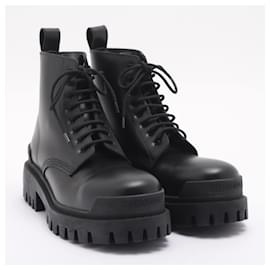 Balenciaga-* Balenciaga 21 Years calf leather Boots 43 Men's Black STRIKE LACE-UP-Black