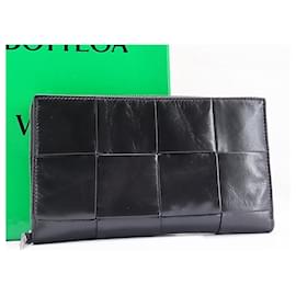 Bottega Veneta-*BOTTEGA VENETA Maxi Intrecciato Zip Around Wallet Round Zipper Wallet Black Calf Leather-Black