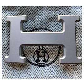 Hermès-Modelo H 5382-Cinza