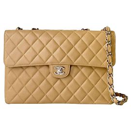 Chanel Bolsa Classic Flap Jumbo em couro caviar bege Cru