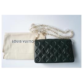 Louis Vuitton-LOUIS VUITTON Clutch bag "Coussin" new-Black