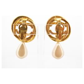 Chanel-VINTAGE BOUCLES D'OREILLES CHANEL LOGO CC & PERLES DE CASTELLANE 1989 EARRINGS-Doré