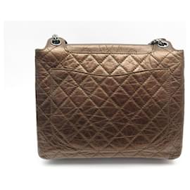 Chanel-Chanel Handtasche 2.55 HANDTASCHE AUS BRONZELEDER GESTEPPTES BANDOULIERE AUS LEDER-Bronze