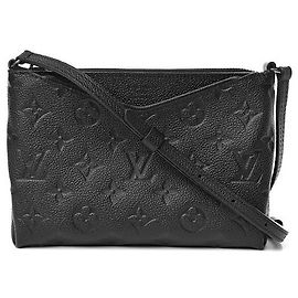 Louis Vuitton Pochette Pallas BB Noir