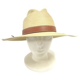 Loewe Cappello Beige