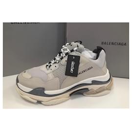 Autre Marque-Balenciaga Triple S-Beige