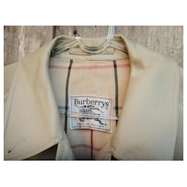 Burberry-gabardina burberry vintage 60tamaño de 40-Beige