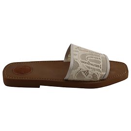 Chloé Sandálias Chloe Woody Flat Mule em Algodão Creme Branco Cru