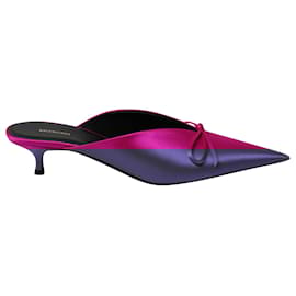Balenciaga-Balenciaga Bow Pointed Toe Kitten Heel Mules in Rose Pink Satin-Pink