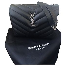 Yves Saint Laurent Loulou small Noir