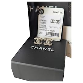 Chanel-CC E18V Logo Classic Pearl Crystal GHW Pendientes caja recibo-Dorado