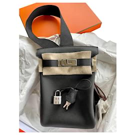Hermès-Backpack HAC-Black