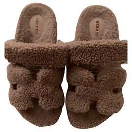 Hermès Sandalen Beige