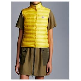 Moncler-LIANE-Amarillo