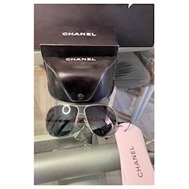 Chanel-Lunettes de soleil CHANEL-Noir,Argenté