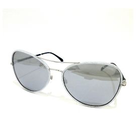 Occhiali Chanel Nero