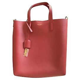 Shopping Saint Laurent Toy em couro macio Vermelho