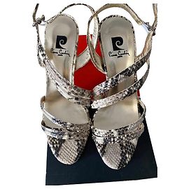Pierre Cardin Heels Beige