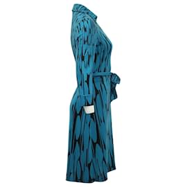 Diane Von Furstenberg-Diane Von Furstenberg Wickelkleid mit Kragen aus blauer Seide-Blau