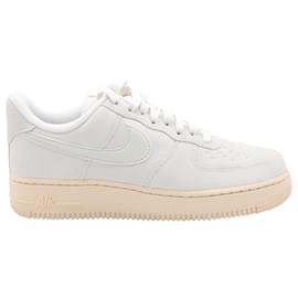 Nike-Nike Air Force 1 Low Winter Premium Summit in White Suede-White