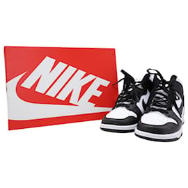 Nike-Nike Dunk High aus schwarzem, weißem Leder-Andere