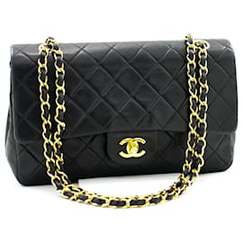 Chanel-Chanel 2.55 Borsa a tracolla con catena con patta foderata Borsa a mano in pelle di agnello nera-Nero