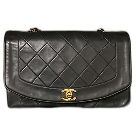 Bolso Chanel Diana Negro de Cordero Napa Negro