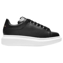 Alexander Mcqueen-Oversized Sneakers - Alexander Mcqueen - Black - Leather-Black