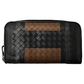 Bottega Veneta-Bottega Veneta Intrecciato Zipped Wallet in Black Leather-Black