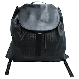 Bottega Veneta-Bottega Veneta Intrecciato Backpack in Black Leather-Black