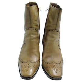 Yves Saint Laurent-Yves Saint Laurent Johnny Boots in Brown Leather-Brown