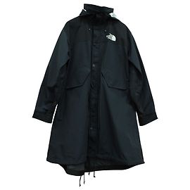 Sacai x North Face Fishtail Parka in Black Nylon Black