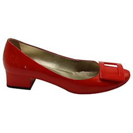 Roger Vivier-Roger Vivier Gommette Buckle Ballerinas in Red Patent Leather-Red