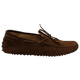 Mocassino Tod's Gommini in camoscio marrone Marrone