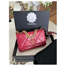 Chanel-Chanel 19 Red leather WOC Small Size-Red