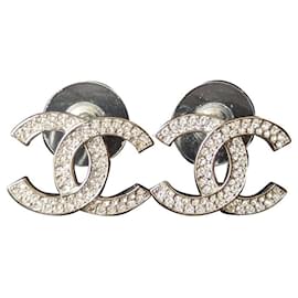 Chanel-CC B20S Classic Crystal Silver Hardware Logo Earrings box card-Silvery