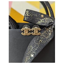 Chanel-CC 12A Ohrringe GHW goldfarbene Ohrstecker mit Box-Golden