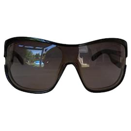Yves Saint Laurent-occhiali da sole-Nero