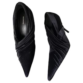 Balenciaga-Heels-Black