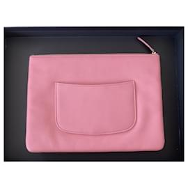 Chanel-Pink classic clutch-Pink