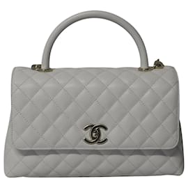 Chanel-Chanel Diamond Quilted Top Handle Bag in White Caviar Leather-White